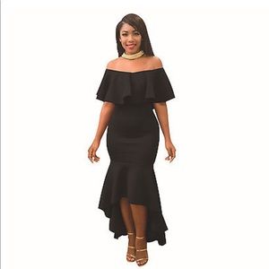 NWOT Off the Shoulders Long Mermaid Dress.